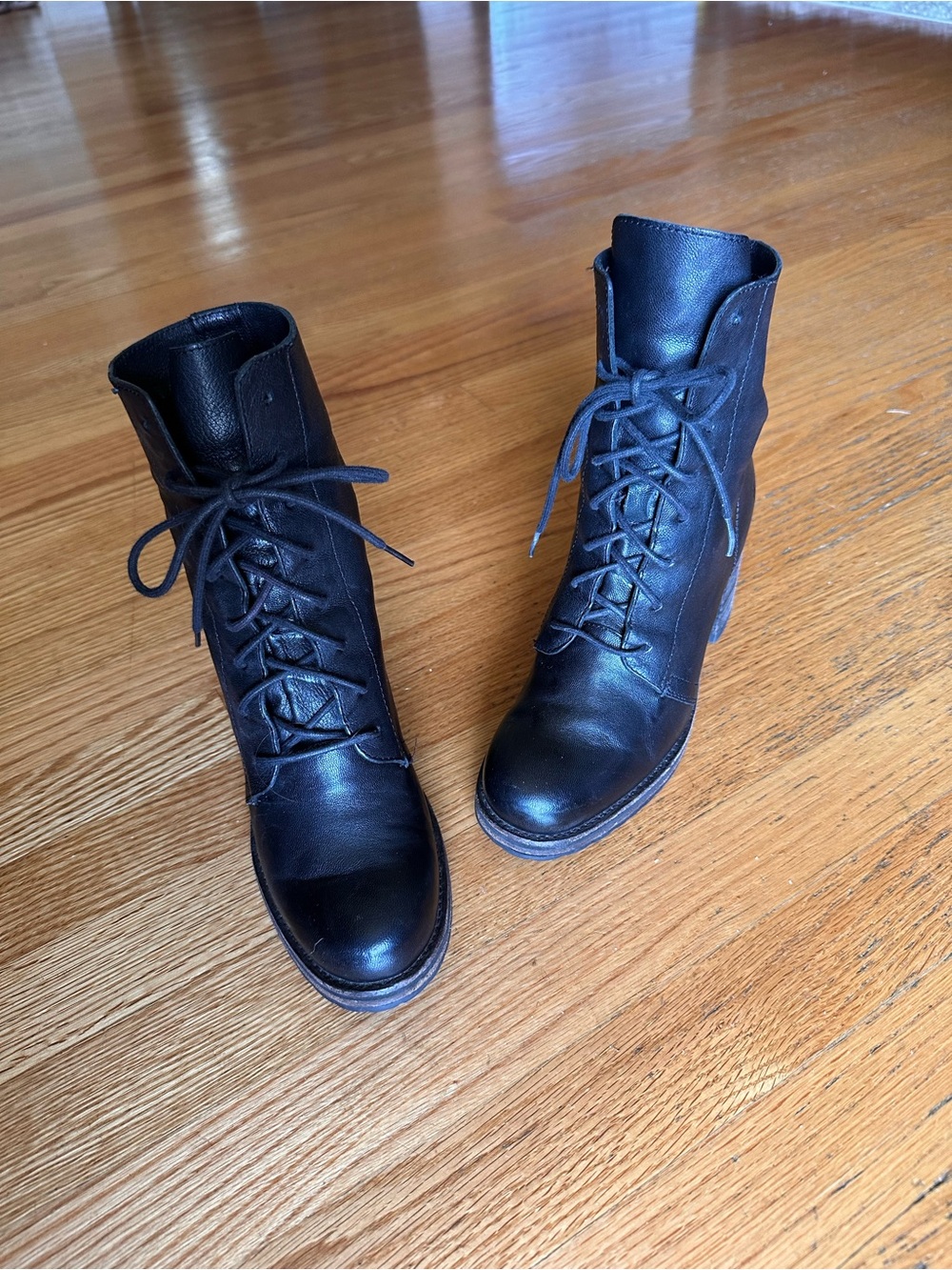 Frye Black KAREN Leather Lace-Up Ankle Boots